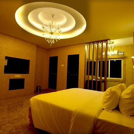 Mehar Inn Hotel Karaikkudi Exteriör bild
